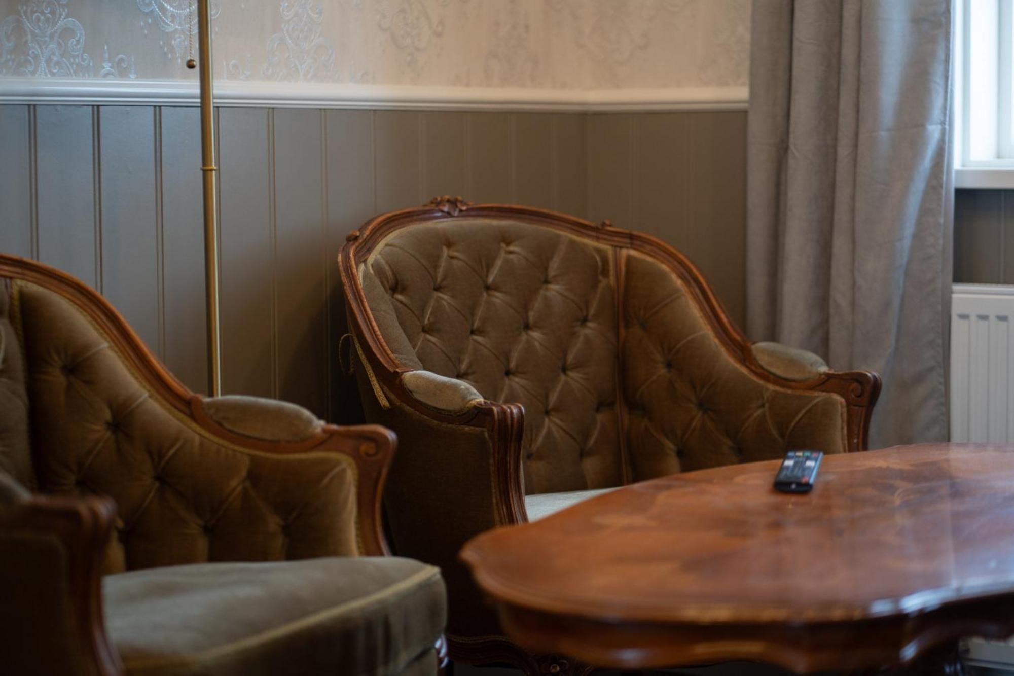 Hotel Bloenduos Blonduos Kültér fotó