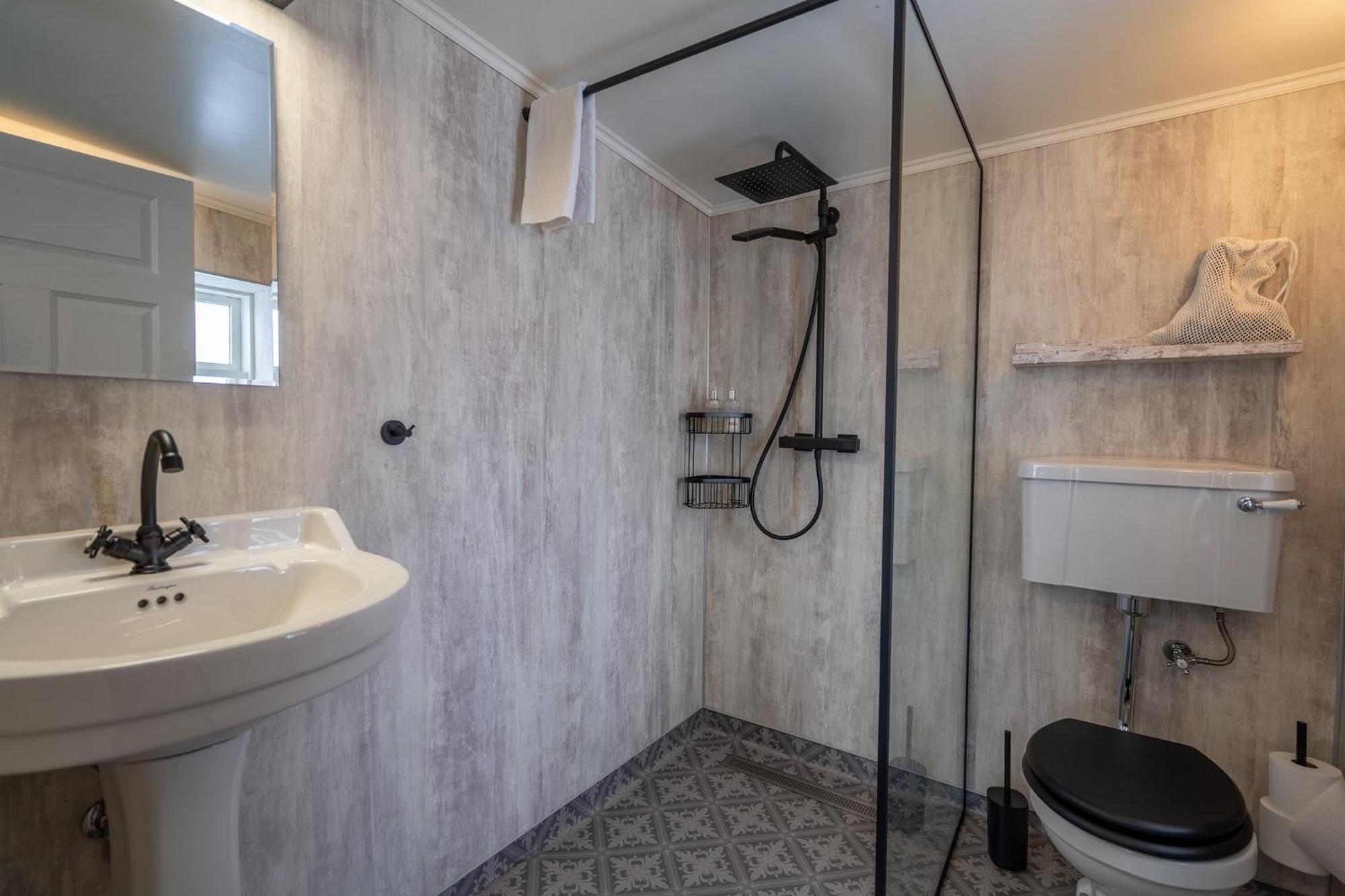 Hotel Bloenduos Blonduos Kültér fotó